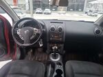 Nissan Qashqai 2013 Punainen