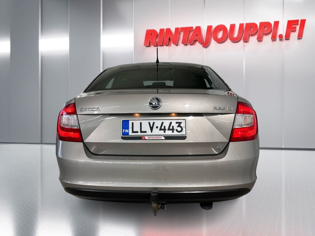 Skoda Rapid 2013 Ruskea (beige)