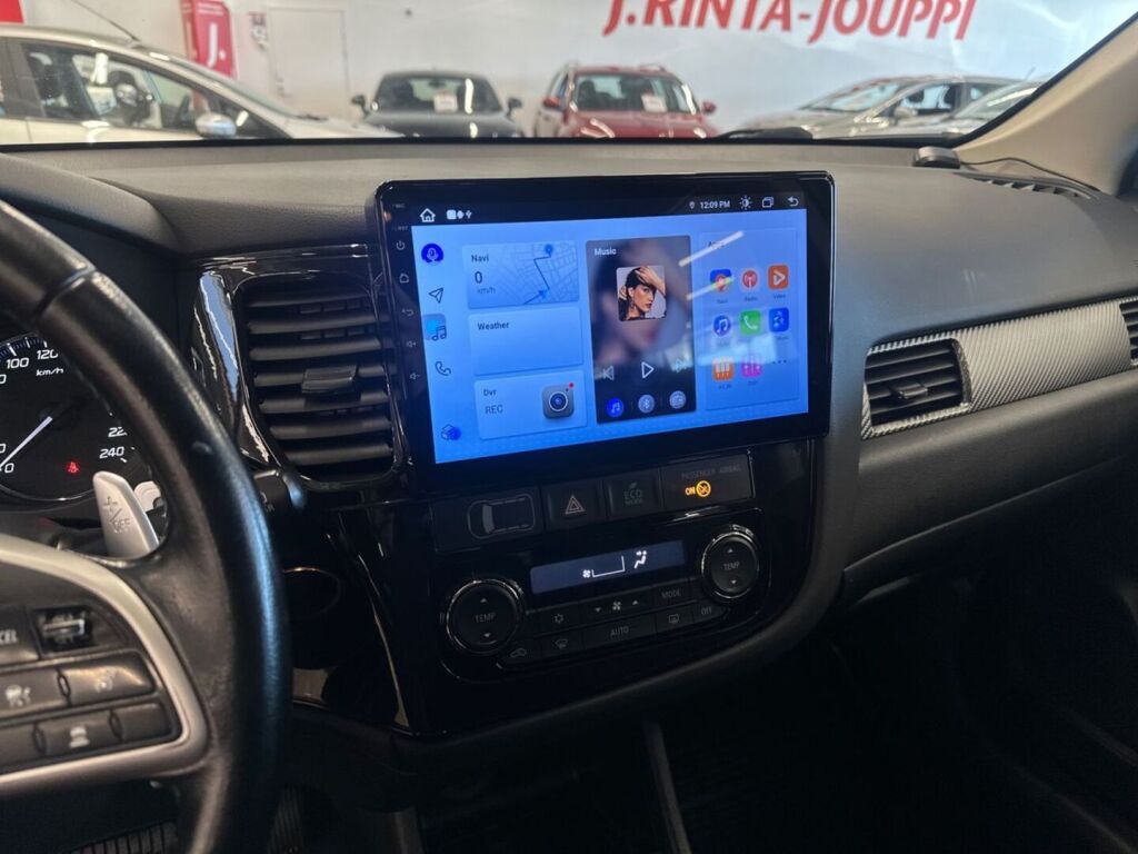 Mitsubishi Outlander 2013 Ruskea (beige)