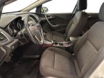 Opel Astra 2013 Valkoinen
