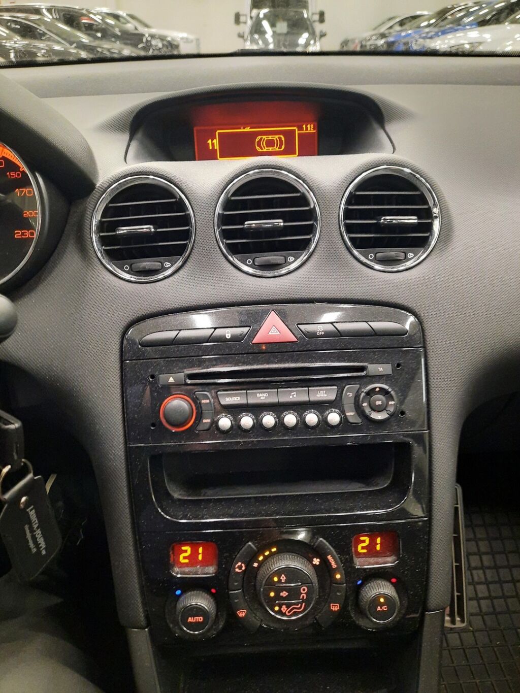 Peugeot 308 2013 Harmaa