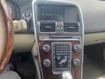 Volvo XC60 2013 Ruskea (beige)