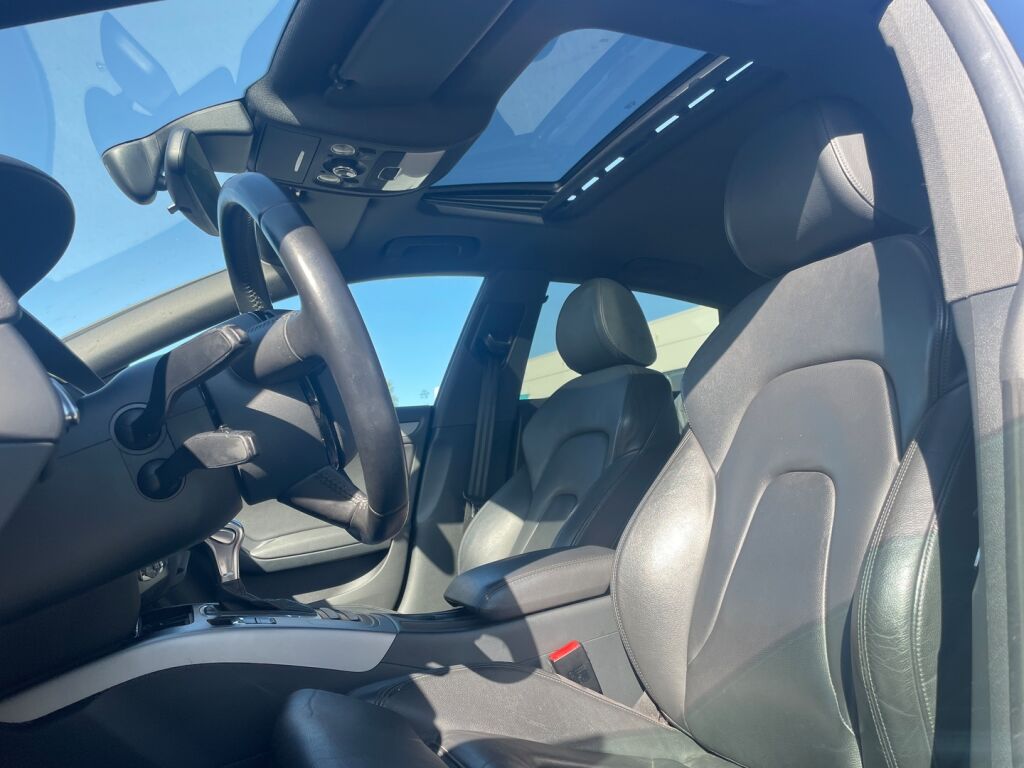 Audi A5 2013 Musta