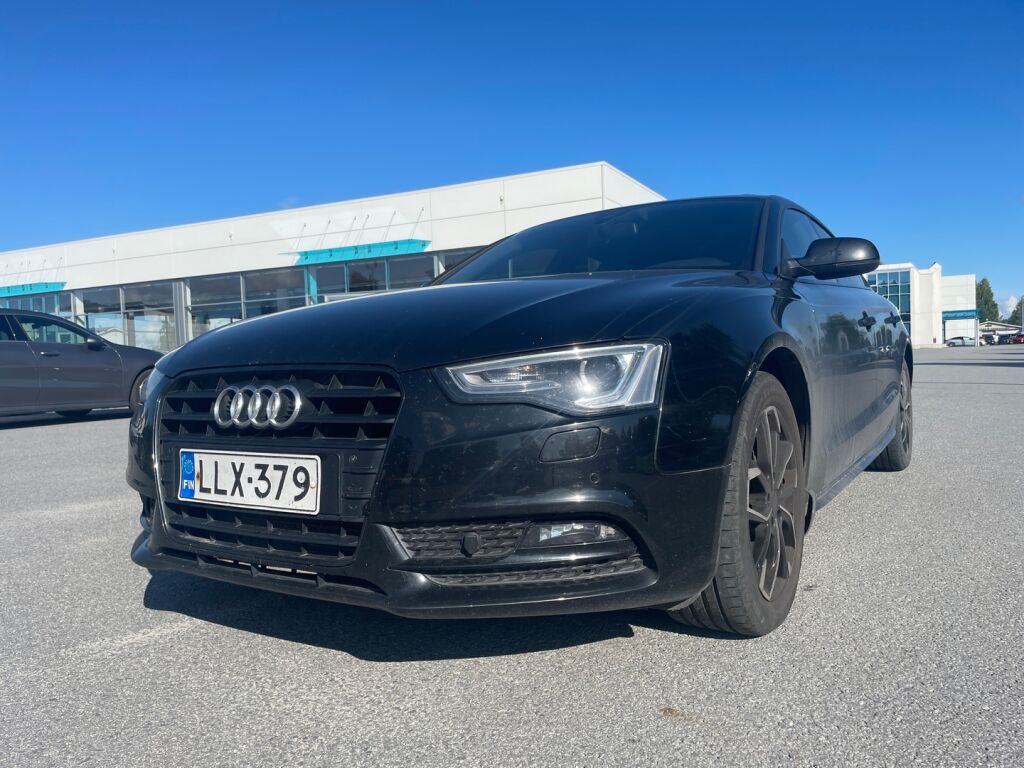 Audi A5 2013 Musta