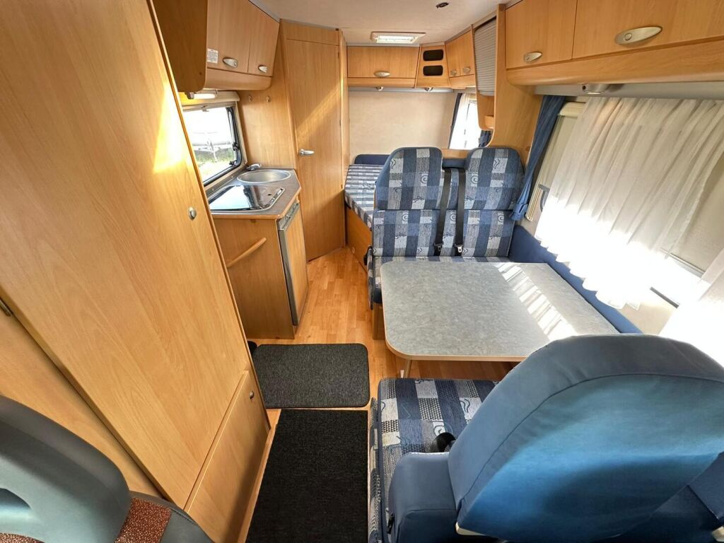 Adria Sport 573 DS 2008 Valkoinen