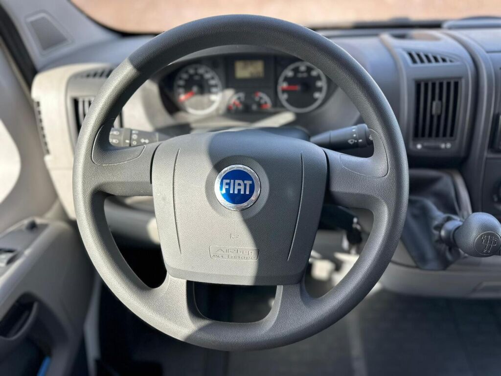 Adria Sport 573 DS 2008 Valkoinen