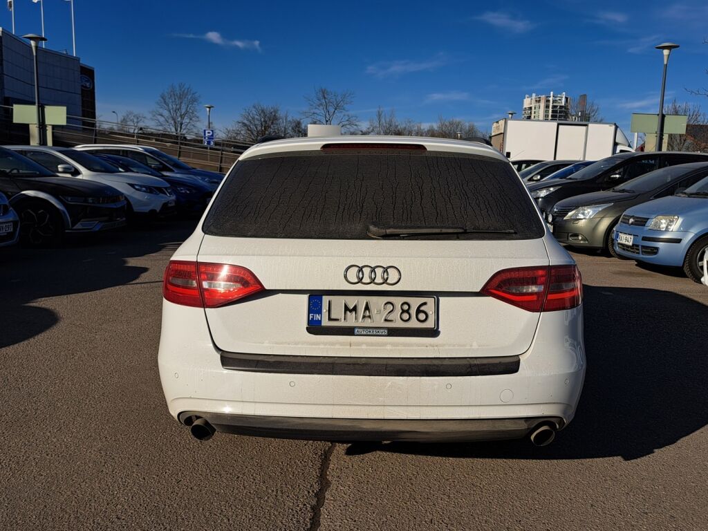 Audi A4 2013 Valkoinen