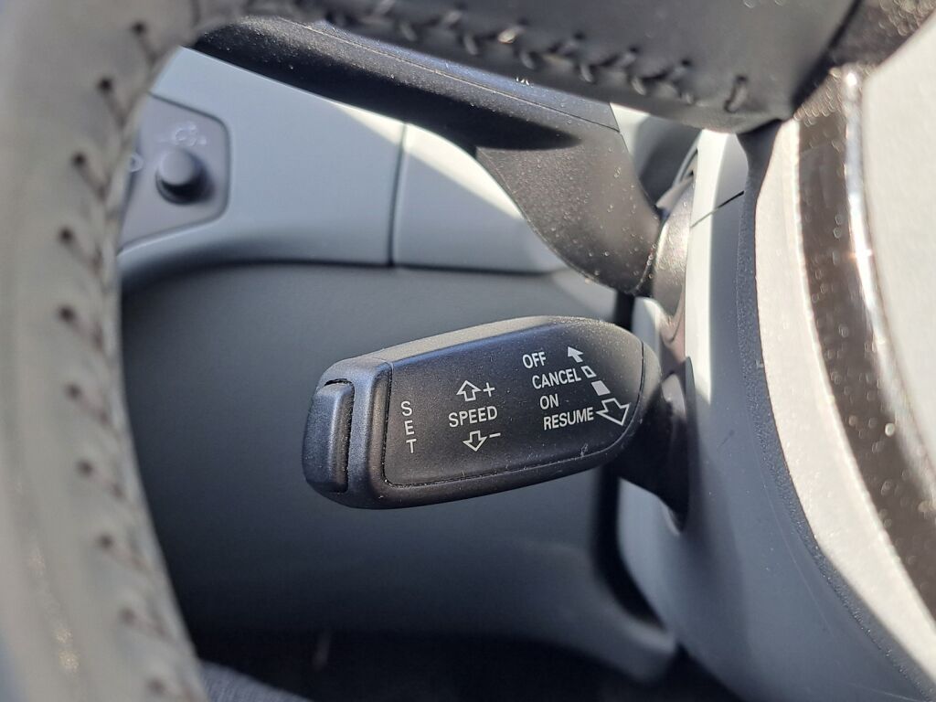 Audi A4 2013 Valkoinen