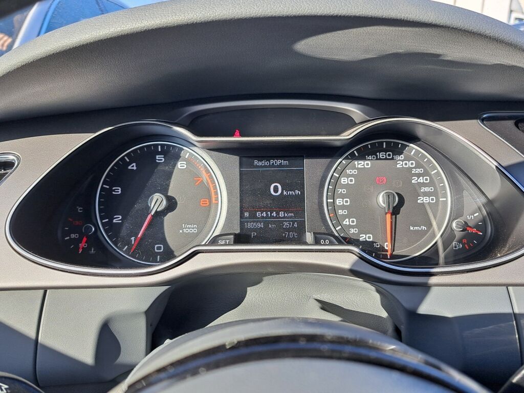 Audi A4 2013 Valkoinen