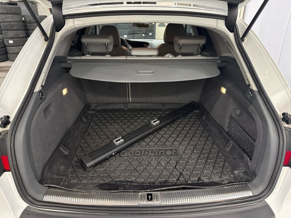 Audi A4 2013 Valkoinen