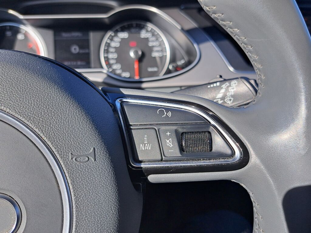 Audi A4 2013 Valkoinen