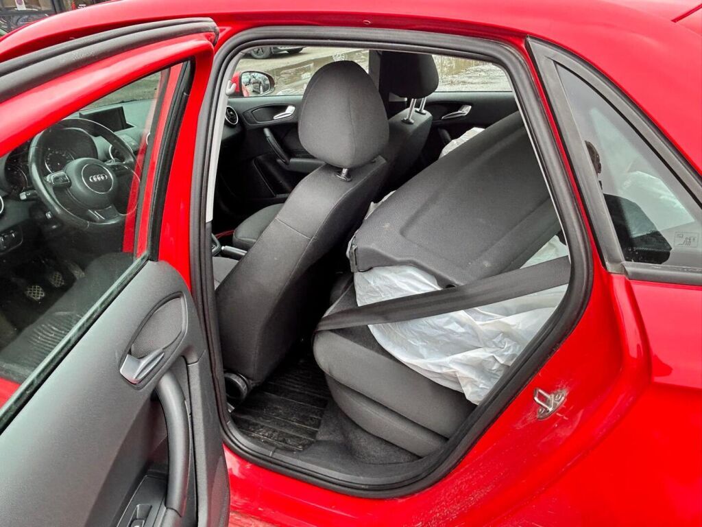 Audi A1 2013 Punainen