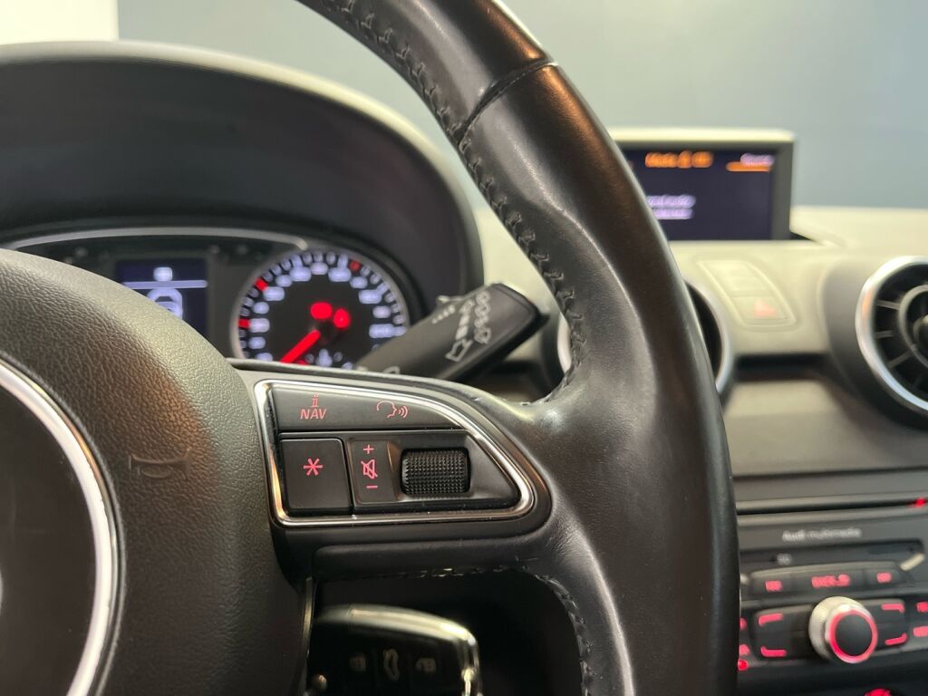 Audi A1 2013 Punainen