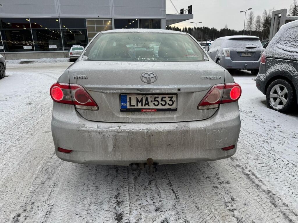 Toyota Corolla 2013 Hopea