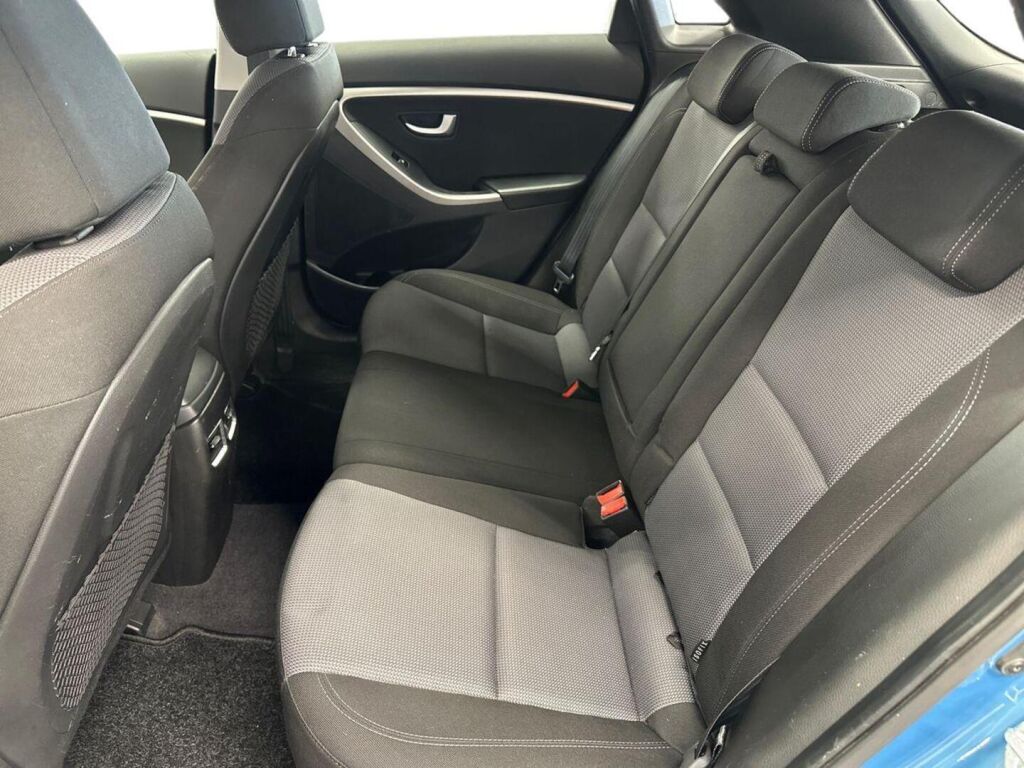 Hyundai i30 5d 2013 Sininen