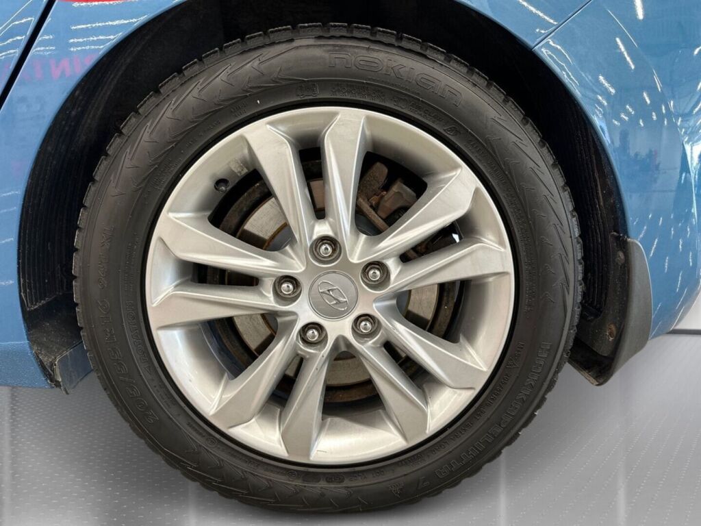 Hyundai i30 5d 2013 Sininen