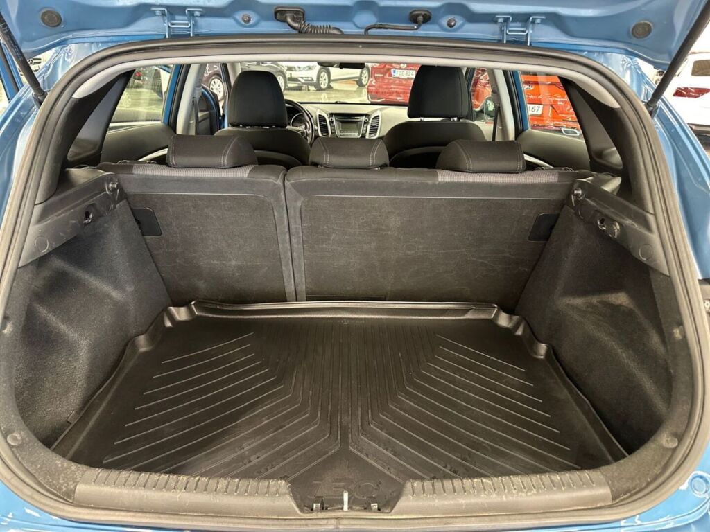 Hyundai i30 5d 2013 Sininen