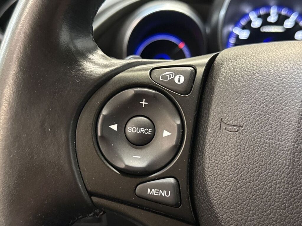 Honda Civic 2013 Ruskea (beige)