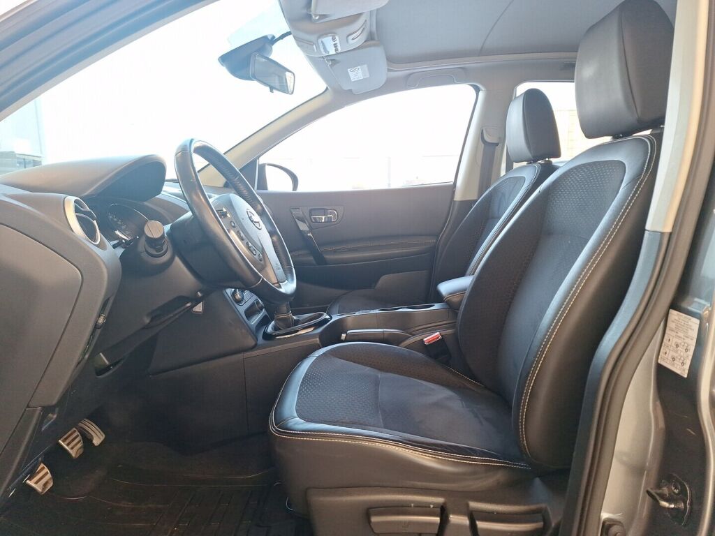 Nissan Qashqai 2013 Harmaa