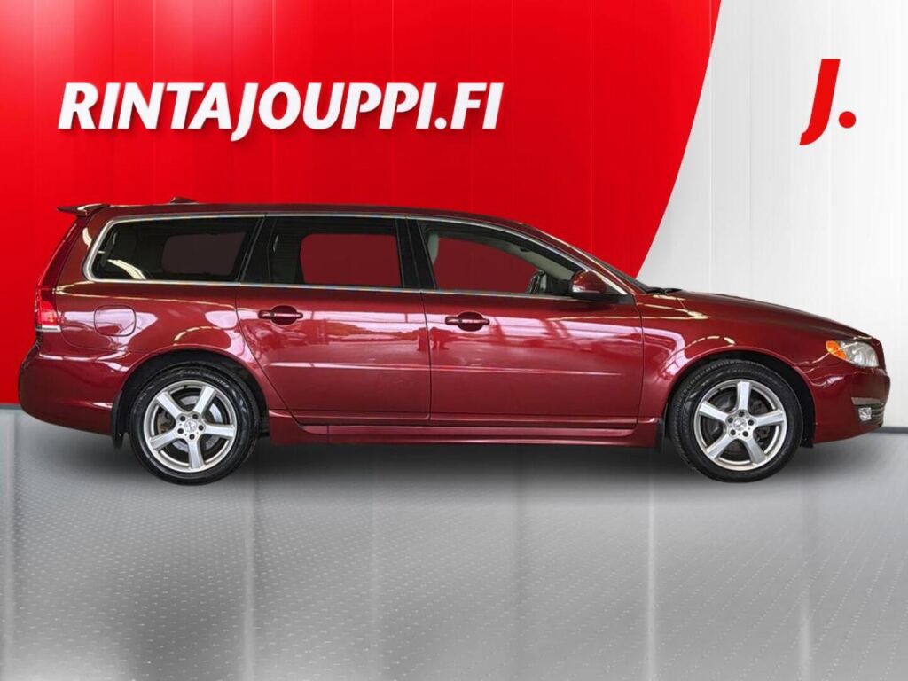 Volvo V70 2014 Punainen