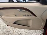Volvo V70 2014 Punainen