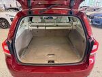 Volvo V70 2014 Punainen