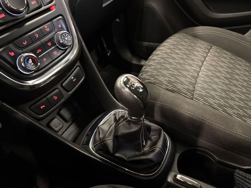 Opel Mokka 2014 Valkoinen