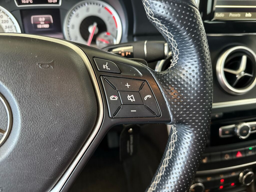 Mercedes-Benz A 2013 Valkoinen