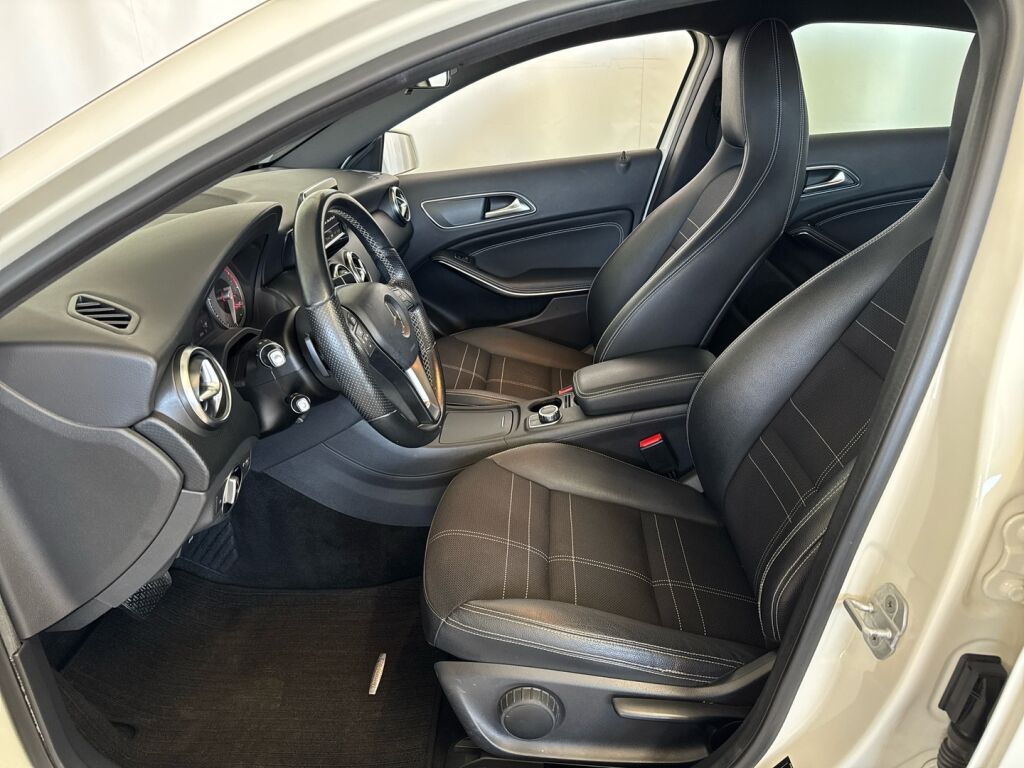 Mercedes-Benz A 2013 Valkoinen