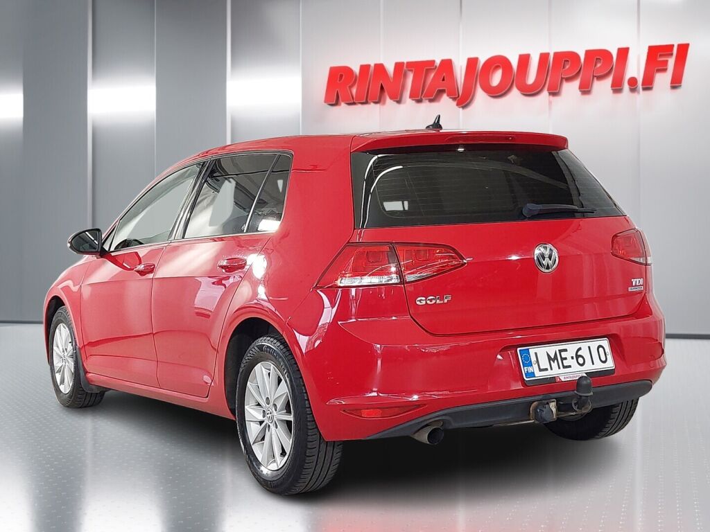 Volkswagen Golf 2013 Punainen