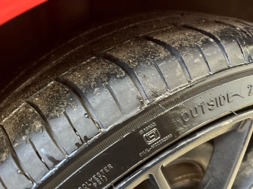 Ford Fiesta 2013 Punainen