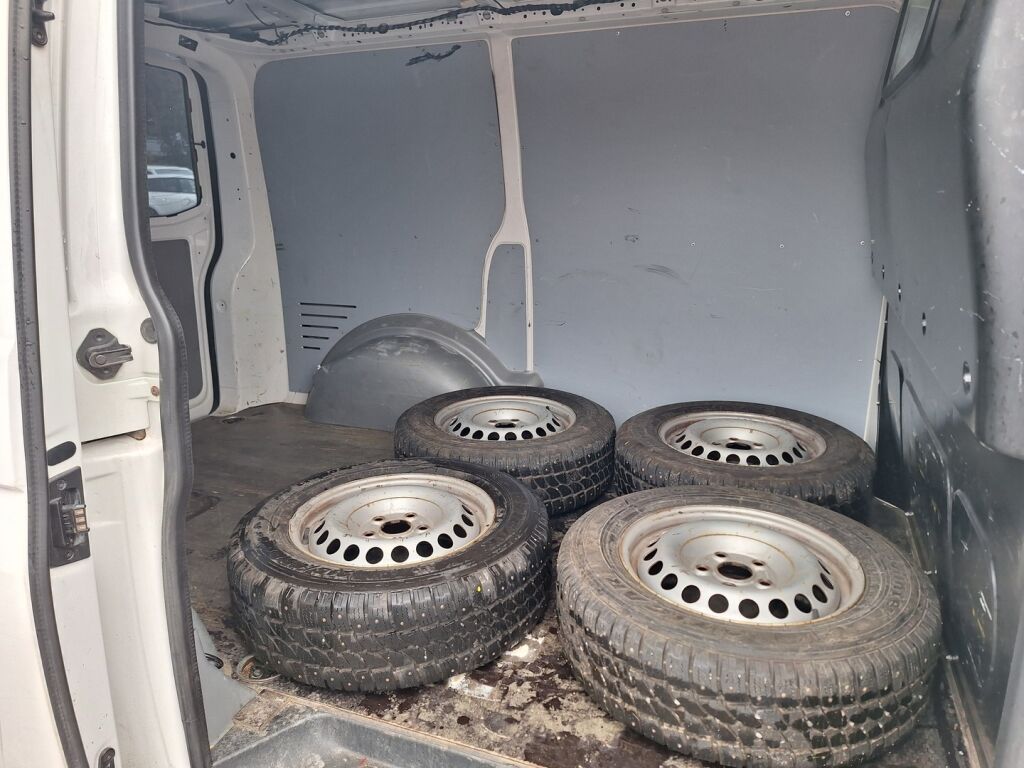 Volkswagen Transporter 2013 Valkoinen