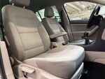 Volkswagen Golf 2014 Musta