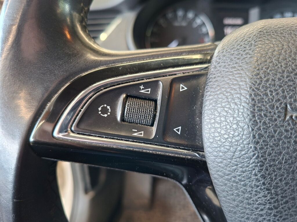 Skoda Octavia 2013 Valkoinen