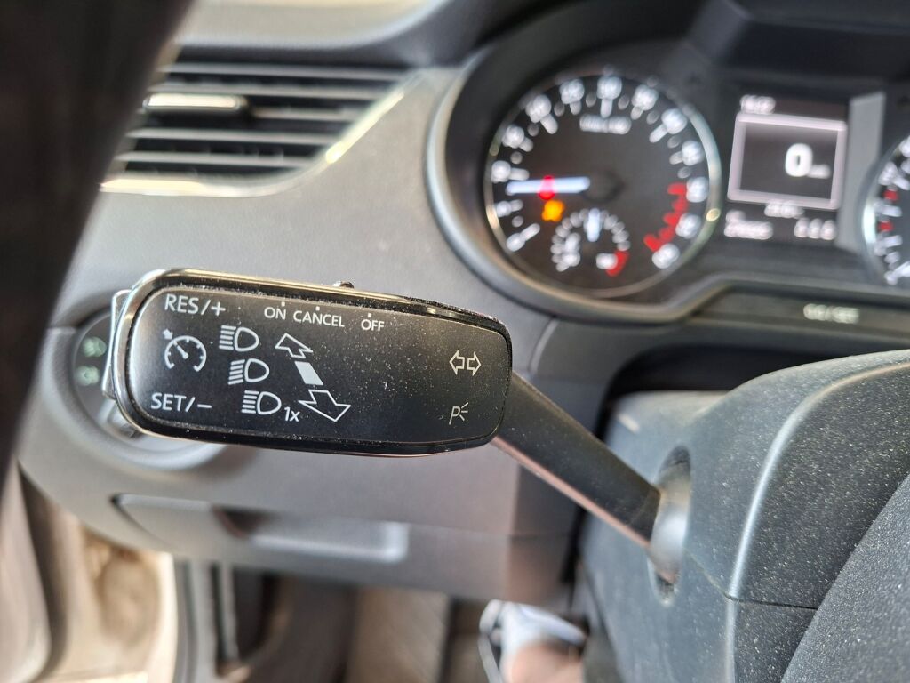 Skoda Octavia 2013 Valkoinen