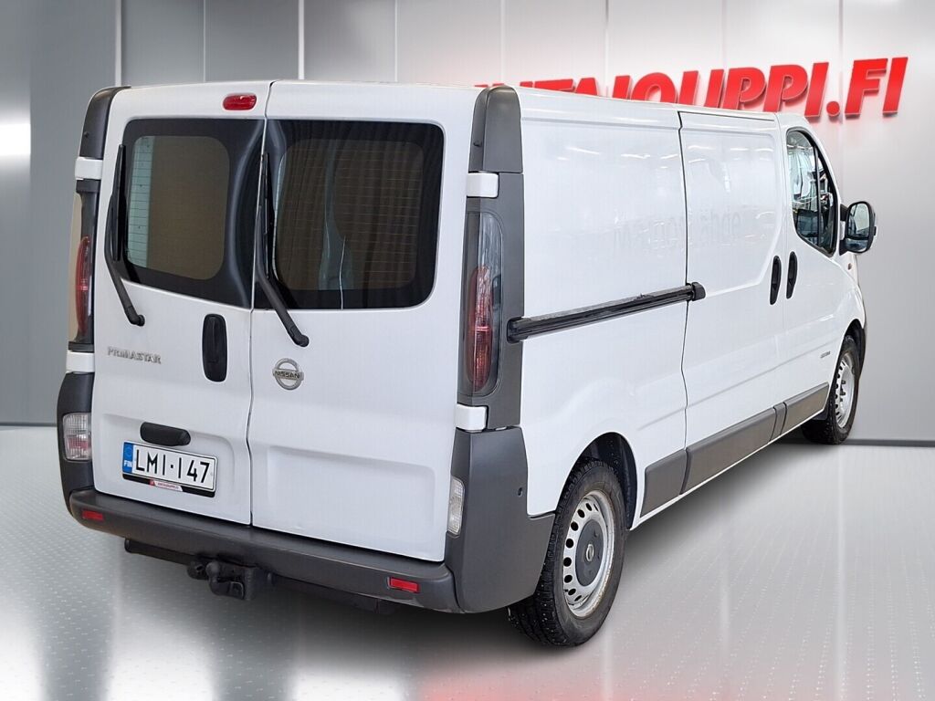 Nissan Primastar 2005 Valkoinen