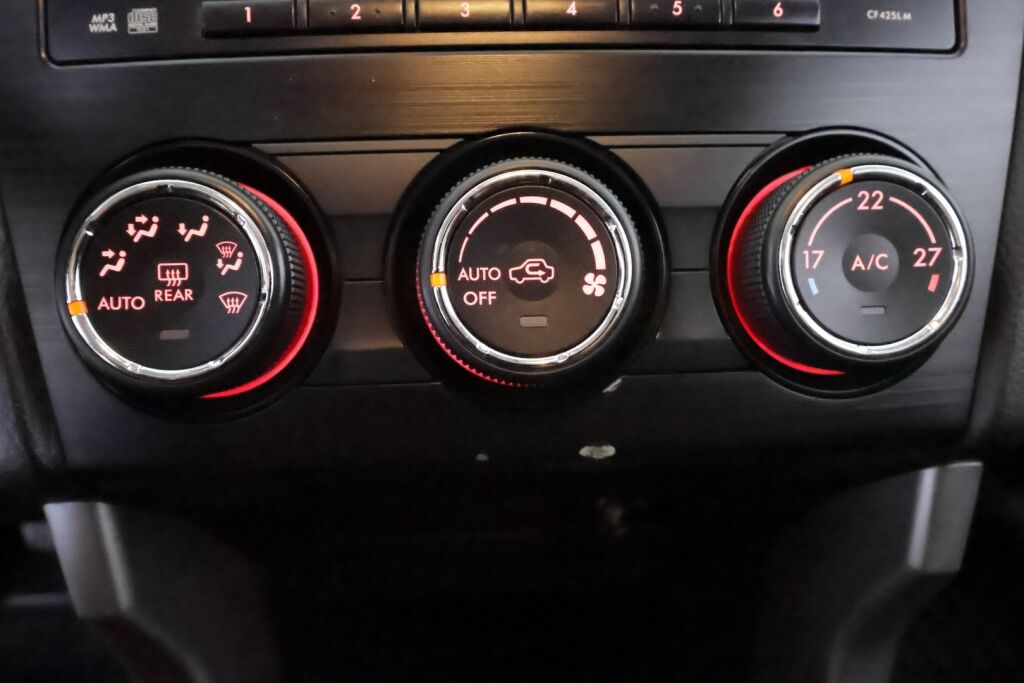 Subaru Forester 2013 Valkoinen