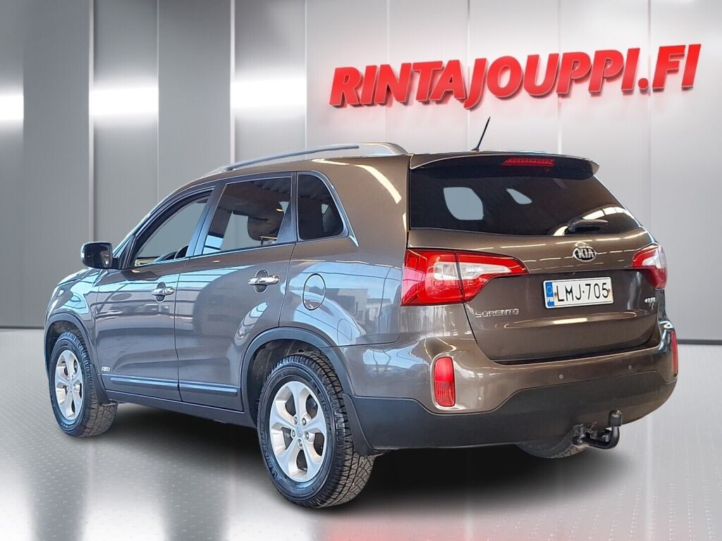 Kia Sorento 2014 Ruskea (beige)