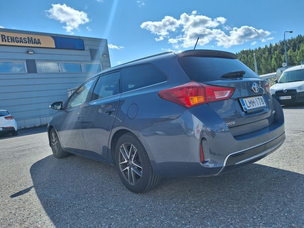 Toyota Auris 2014 Sininen