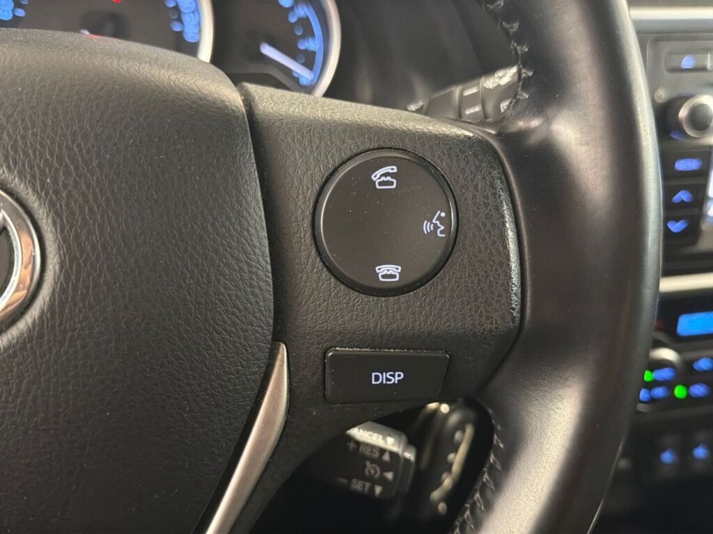Toyota Auris 2014 Sininen