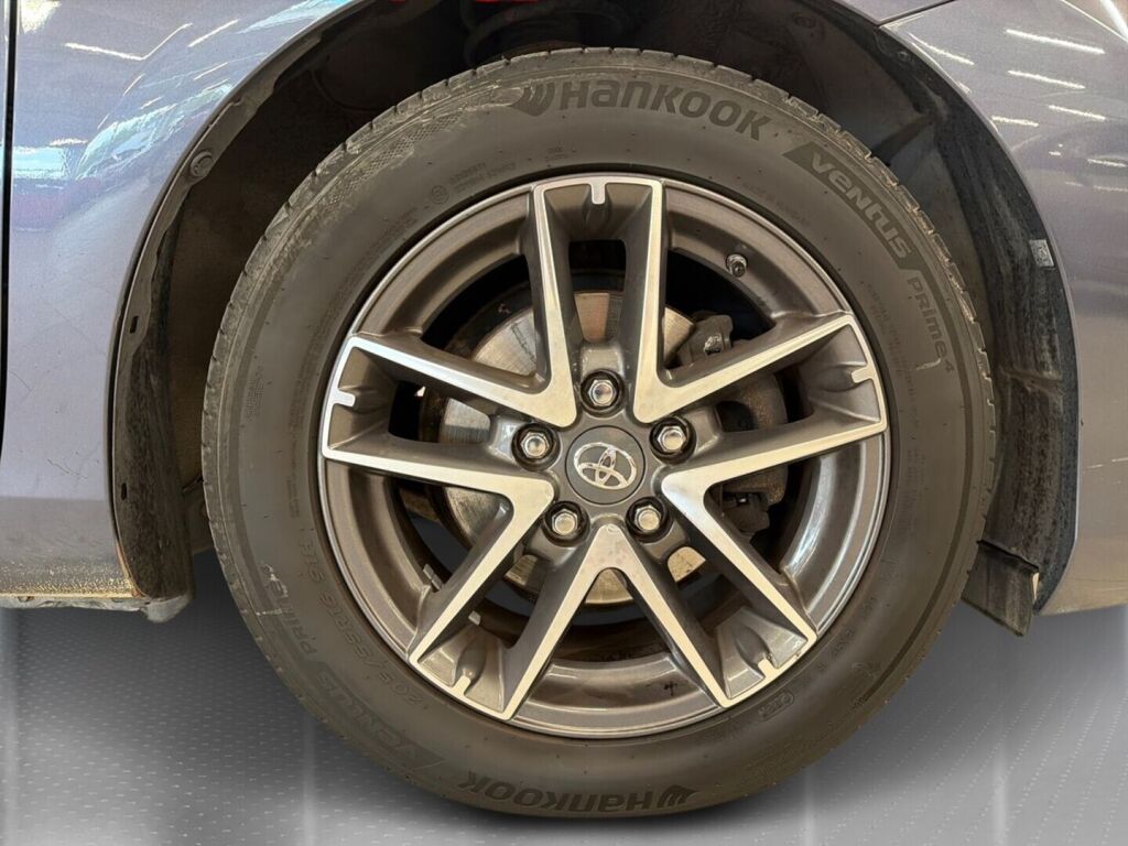 Toyota Auris 2014 Sininen