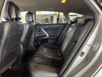 Toyota Avensis 2014 Harmaa