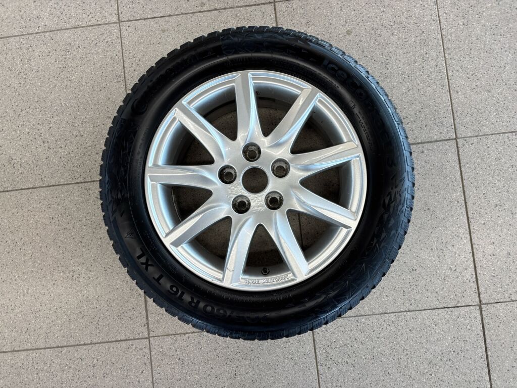 Toyota Avensis 2014 Harmaa