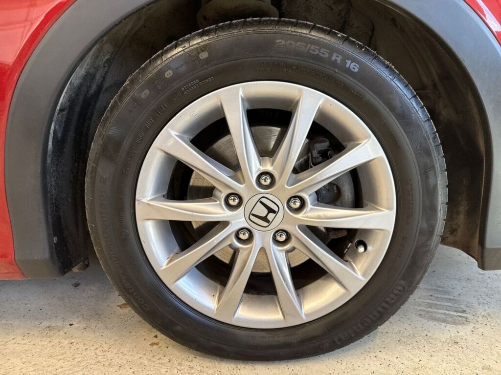 Honda Civic 2014 Punainen