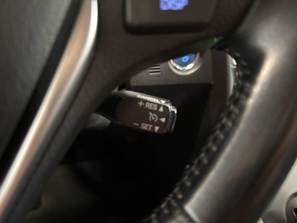 Toyota Auris 2014 Sininen