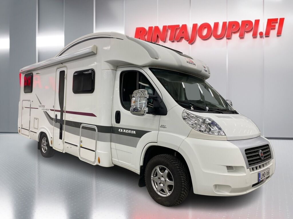 Adria Matrix Axess M 680 SP 2014 Valkoinen