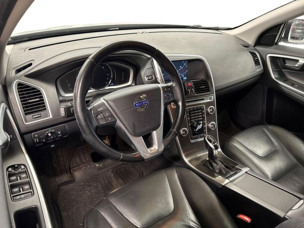 Volvo XC60 2015 Valkoinen