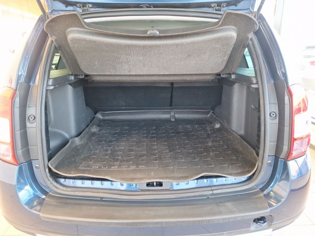 Dacia Duster 2015 Sininen