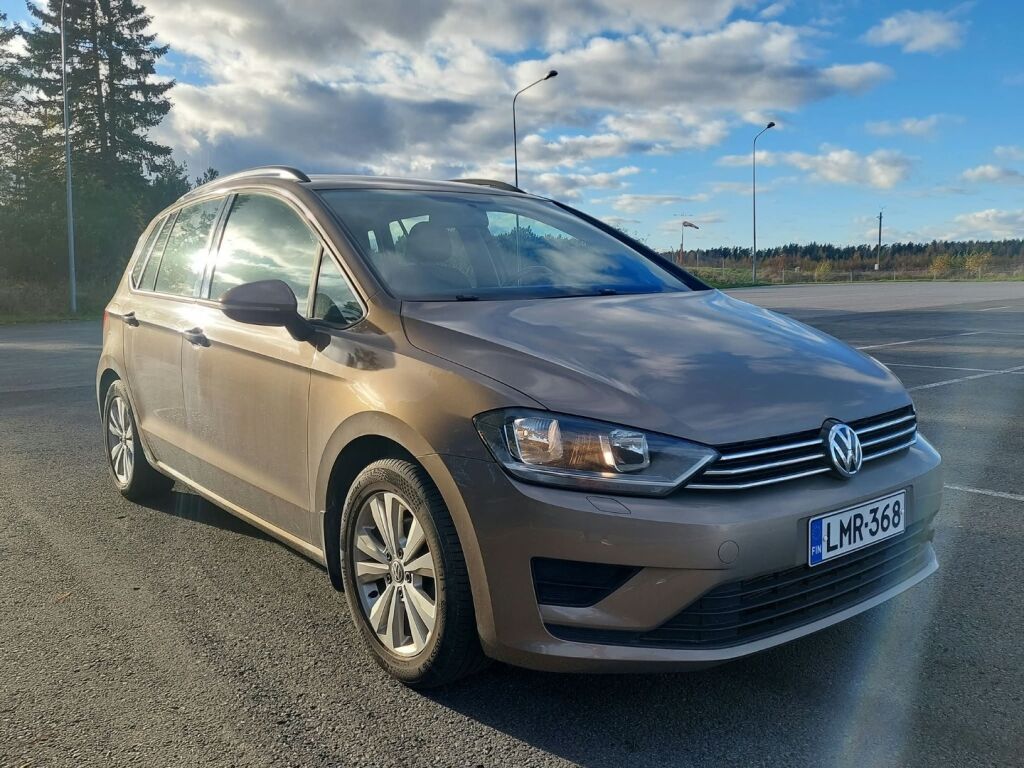 Volkswagen Golf Sportsvan 2015 Ruskea (beige)