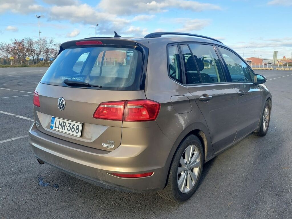 Volkswagen Golf Sportsvan 2015 Ruskea (beige)